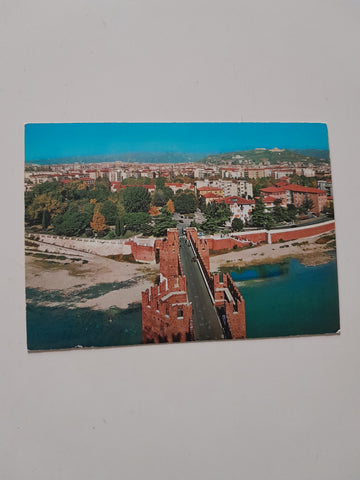 AK Verona - Veduta panoramica da Castelvecchio.