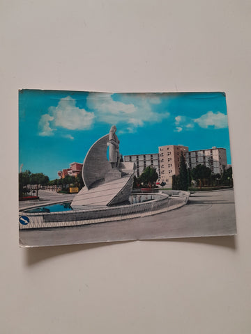 AK Abano Terme. Zona residenziale Monumento a Cristoforo Colombo ed Hotel Astoria.