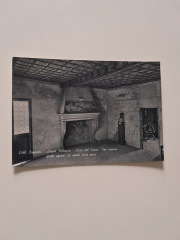 AK Colli Euganei Arqua Petrarca. Casa del Poeta Un Interno. Sullo sfondo lo studio dove mori.