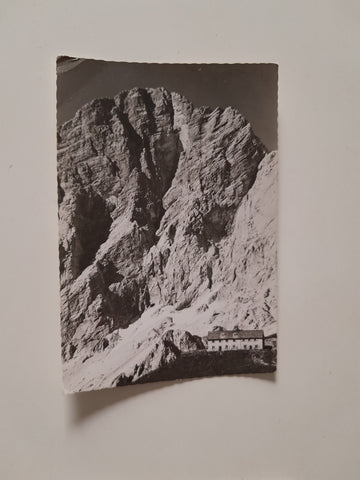 AK Dachstein-Südwandhütte.