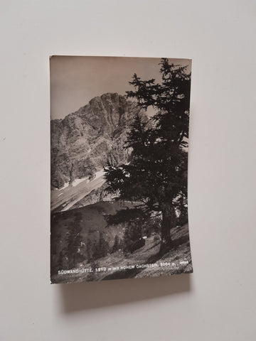 AK Südwandhütte mit Hohem Dachstein.