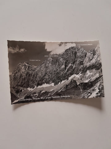 AK Südwandhütte gegen Dachstein. (1960)