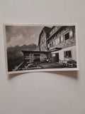 AK Austriahütte am Fuß der Dachstein Südwände.