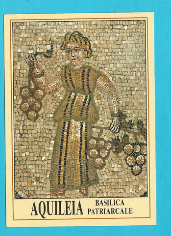 AK Aquileia. Basilica patriarcale - Mosaico pavimentale  Figura di offerente con grappoli d'uva.