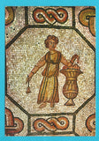 AK Aquileia. Basilica di Poppo. Mosaico pavimentale. Fanciulla che offre pane.