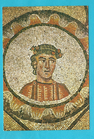 AK Aquileia. Basilica di Poppo. Mosaico pavimentale. Protome della primavera.