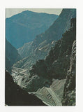 AK Afghanistan. Tang-i-Gharoo or Kabul Gorge main road to Peshawar.