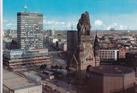 Groß-AK Berlin.  Kaiser-Wilhelm-Gedächtniskirche und Europa-Center.
