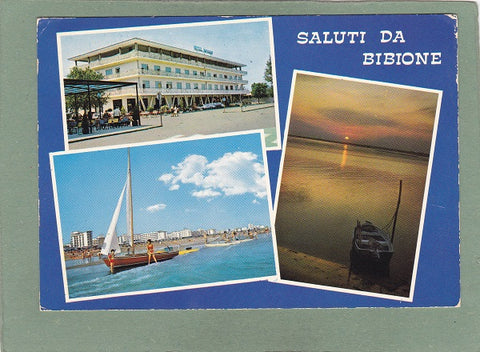 AK Saluti da Bibione. L'Hotel Monaco, vele sul mare e notturno.