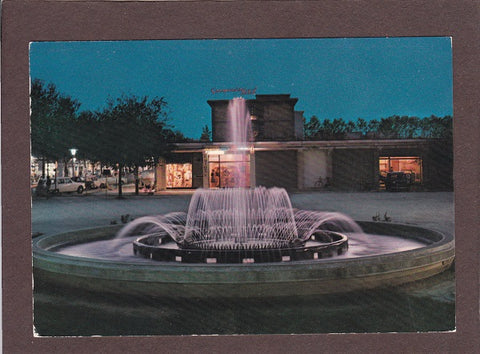 AK Bibione. La fontana di notte.