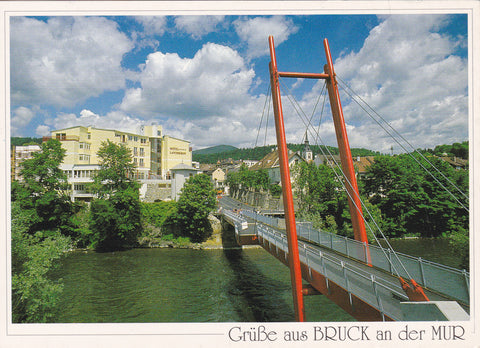 AK Grüße aus Bruck an der Mur. Hotel Landskron, Mursteg vom Schiffertor zur Murvorstadt.