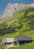 AK Grasser-Hütte auf der Fölzalm mit Fölzstein im Hochschwabgebiet.