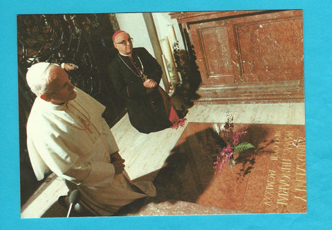 AK Papst Johannes Paul II. im Gebet am Grab des Kardinals Joseph Mindszenty. (Mariazell 13.9.1983)
