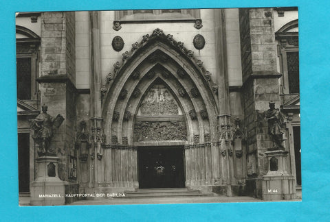 AK Mariazell, Hauptportal der Basilika.