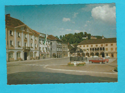 AK Bruck an der Mur. Rathaus und Eiserner Brunnen.