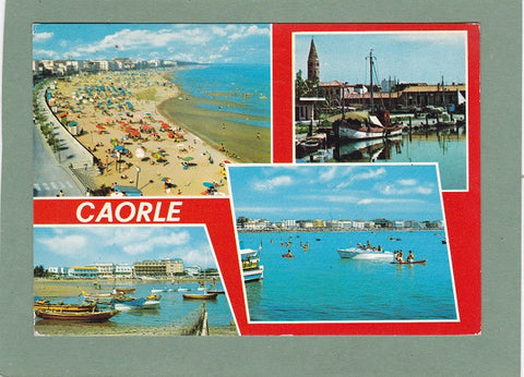 AK Caorle. La spiaggia di levante aerea e dal mare ed il porto.