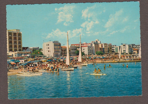 AK Cattolica. Alberghi visti dal mare.
