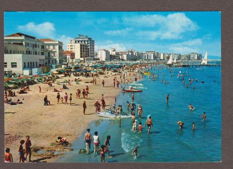 AK Cattolica. Panorama di spiaggia.