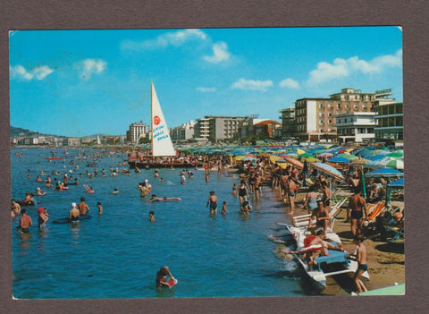 AK Cattolica. Spiaggia e Alberghi.