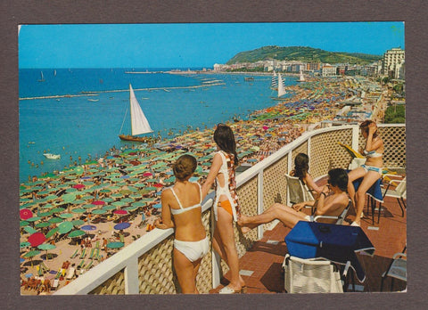 AK Cattolica - La Spiaggia.