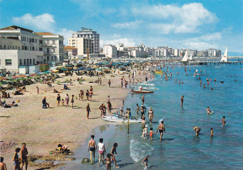 AK Cattolica. Panorama di spiaggia.