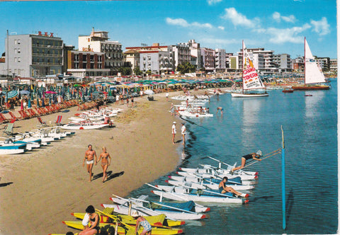 AK Cattolica. La Spiaggia di ponente.