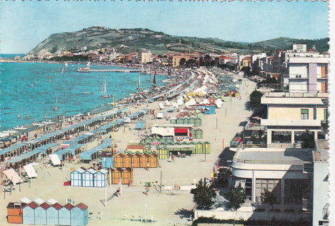 AK Cattolica. La spiaggia e Monte di Gabicce.