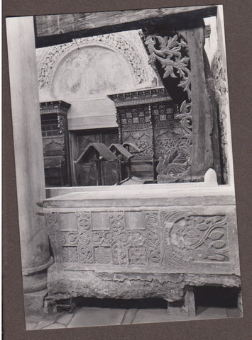 AK Cividale. Tempietto di S. Maria in Valle. II sarcofago della badessa Piltrude.