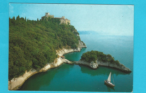 AK Duino. Veduta del castello.
