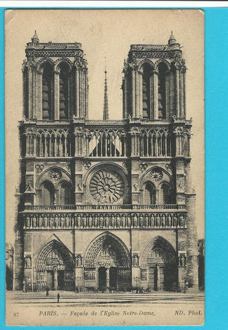 AK Paris. Facade de l'Eglise Notre-Dame.