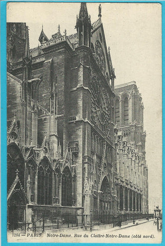 AK Paris. Notre-Dame. Rue du Cloiire-Noire-Dame. (cote nord)