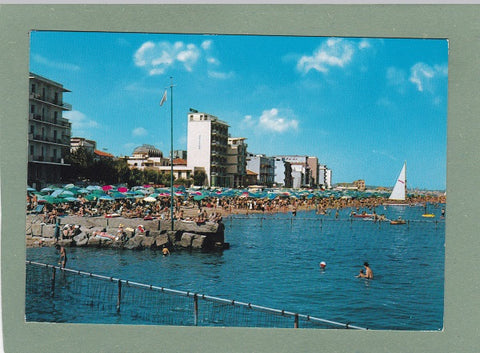 AK Gabicce. Alberghi sulla spiaggia.