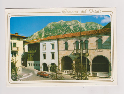 AK Gemona del friuli. Piazza Municipio.