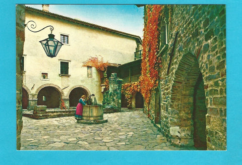 AK Gorizia. Interno del Castello - Cortile dei Lanzi.