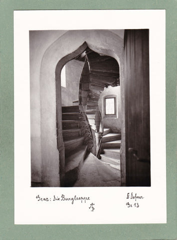 AK Graz. Die Burgtreppe.
