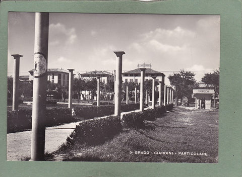 AK Grado – Giardini – Particolare.