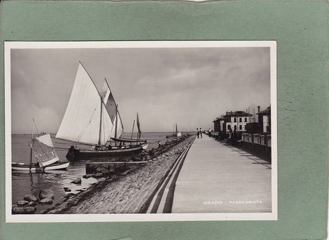 AK Grado – Passeggiata (ca. 1930)