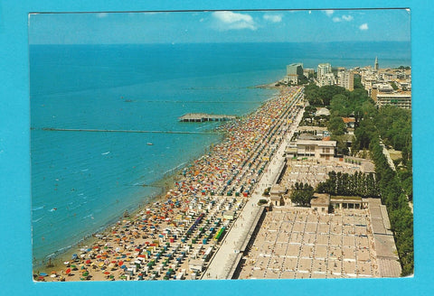Grado Isola d'oro. Veduta della spiaggia e sabbiature.