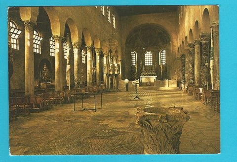 AK Grado. Il Duomo all'interno.