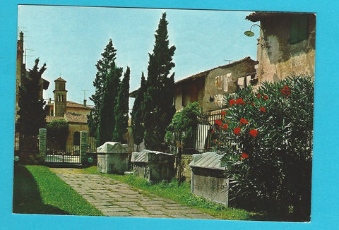 AK Grado. Ingresso al Battistero Romano.