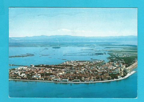 AK Grado. La Passeggiata vista dall'aereo.