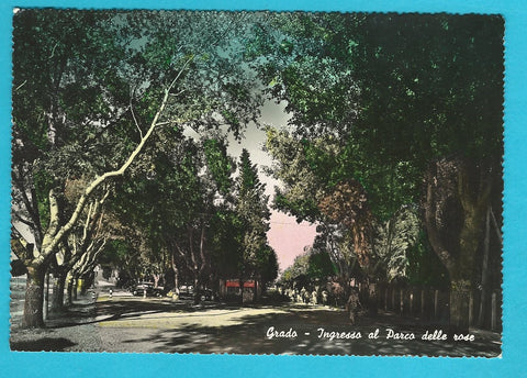 AK Grado - Ingresso al parco delle rose.