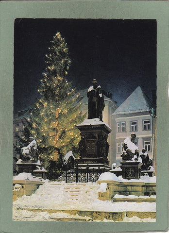 AK Graz – Hauptplatz. Erzherzog-Johann-Denkmal. (Winteransicht mit Christbaum).