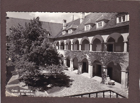 AK Graz Straßgang. Schloß St. Martin.
