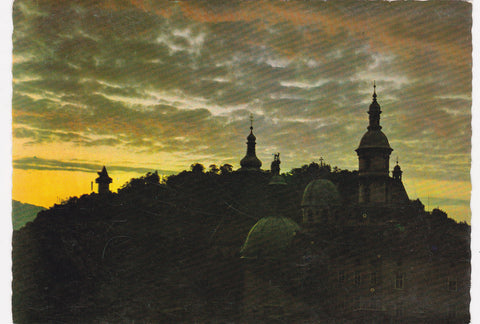 AK Graz. Blick zum Schloßberg, Mausoleum und Dom. Abendstimmung.