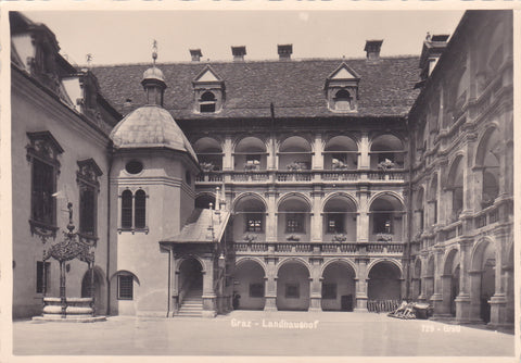 AK Graz. Landhaushof.