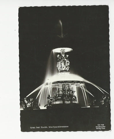 AK Graz bei Nacht. Stadtparkbrunnen. (1966)