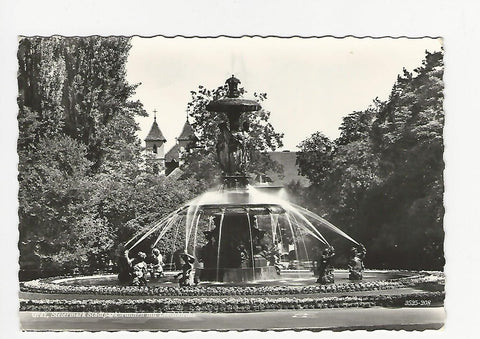 AK Graz. Stadtparkbrunnen mit Leechkirche.
