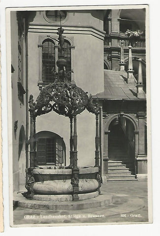 AK Graz - Landhaushof, Stiege u. Brunnen.