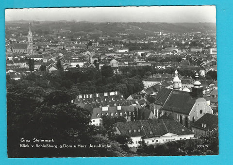 AK Graz. Blick v. Schloßberg g. Dom u. Herz Jesu-Kirche.